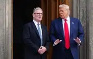 Стармер у розмові з Трампом обурився голодом у Газі