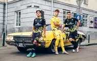 Рух представив оновлену ігрову форму