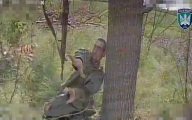 Russian invader hid in bushes and then threw his rifle at "Madyar’s Birds’" kamikaze drone. VIDEO