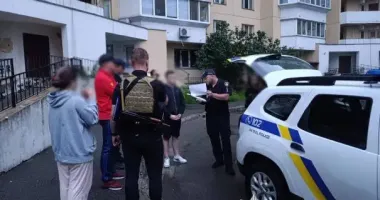 Стрельба на Троещине: мужчина ранил прохожего из-за замечаний