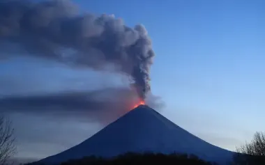 Volcano erupts on Russia’s Kamchatka Peninsula after earthquake. PHOTO