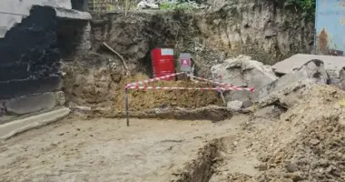 На Львовщине возле дома нашли артиллерийский снаряд