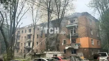 В результате ночной атаки в Киеве частично перекрыто движение транспорта: перечень улиц