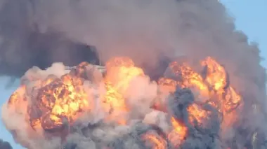 "Bavovna" in Penza, Russia. Drones hit defense radio factory — video