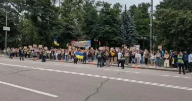 Протести в центрі Києва: українці вимагають повернути незалежність антикорупційним органам