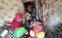 В Киеве достали мужчину из-под завалов дома