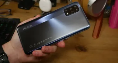 Эти смартфоны Realme вам больше не понадобятся: какие модели не получат важного обновления