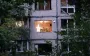 "Просто вилетіла з 9 поверху": дівчина вижила після падіння під час атаки на Київ