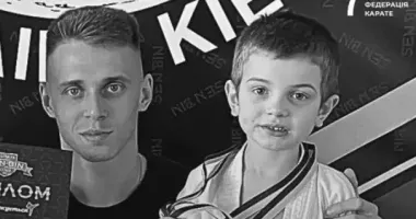 "Хочу обогнать брата в медалях": в Киеве во время ракетной атаки погиб 6-летний Матвей, занимавшийся каратэ