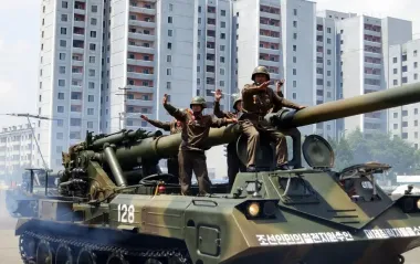 Украинские военные сожгли редкую северокорейскую САУ на фронте: появилось видео