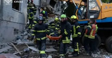 Кількість загиблих зросла до 26: у Києві з-під завалів дістали тіла ще 10 загиблих