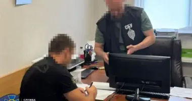 Розтратив 1 млрд грн на закупівлі продуктів для ЗСУ: СБУ викрила експосадовця Міноборони