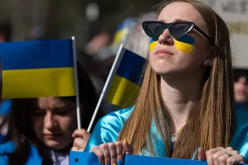 НБУ ожидает приток мигрантов в Украину в 2027 году: что это значит для рынка труда