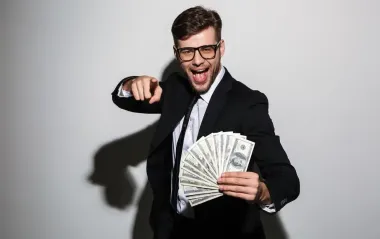 Премія чи підвищення? Цим знакам Зодіаку пощастить на роботі вже у серпні