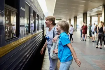 Дефіцит квитків на потяги: "Укрзалізниця" розказує, як урвати собі місце
