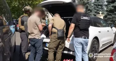 В Одессе правоохранители разоблачили преступную группу, которая за взятки помогала мужчинам избежать мобилизации
