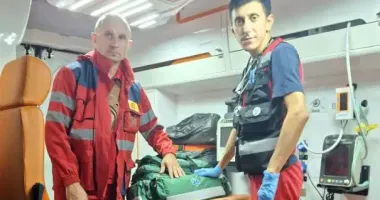 На озере Днепропетровщины гадюка укусила отдыхающего: мужчину дважды спасали медики