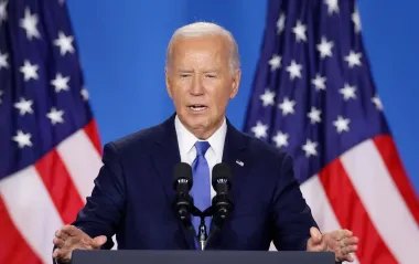 Байден попередив про "темні часи" для Америки під керівництвом Трампа