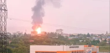 Минимум 8 взрывов: заводы в Пензе попали под массированный удар БПЛА (видео)