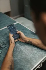 Листування з ChatGPT стали доступні всім через пошук Google - як знайти та видалити свої