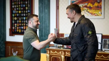 Zelenskyy meets boxing champion Oleksandr Usyk to discuss amplifying Ukraine's voice in US
