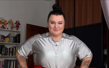 "Какая красавица!" Alyona Alyona впервые за долгое время показала маму на редких фото