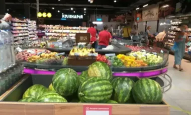 Вони зникають: Україна втратила майже весь урожай улюблених фруктів - що на нас чекає далі
