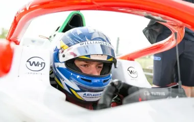 16-річний українець підкорив Формулу-4: вирвався вперед за три хвилини до фінішу