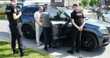 На Тернопільщині судитимуть шахрая, який видурив у людей на майже 45 тисяч доларів