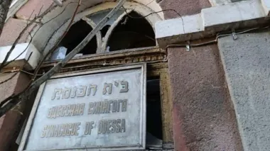 Russians damage 19th-century synagogue in Odesa – photos