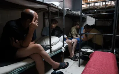 Снова в руках ВСУ: оккупанты, обмененные месяц назад, вернулись в плен (видео)