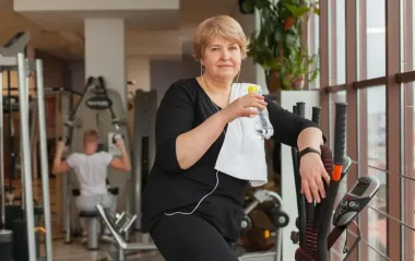 5 привычек, которые не дают похудеть после 50 лет: вы их придерживаетесь?