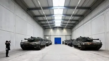 НАТО координуватиме нові масштабні постачання зброї для України: більшість озброєння надійде зі США