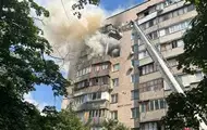 У Києві чоловік підірвав квартиру, щоб не впустити поліцію