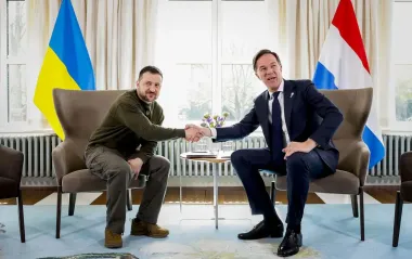 Зеленський обговорив з Рютте закупівлю американської зброї для України