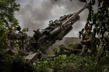 "Зеленый свет" на 200 млн: США разрешили ремонт украинских гаубиц М777 и логистику