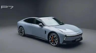 Запас хода 820 км и двери как у Lamborgini: Xpeng показал соперника Tesla Model S (фото)