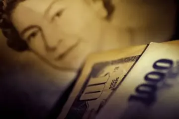 Чоловік купив прикрасу за копійки і був шокований, коли дізнався її справжню вартість (фото)