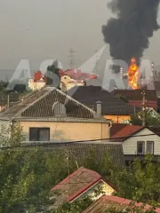 Дроны атаковали НПЗ и воинскую часть в Краснодарском крае РФ: появилось видео