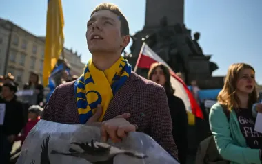 Спростять документи, але пришвидшать депортацію: Польща готує нововведення для українців