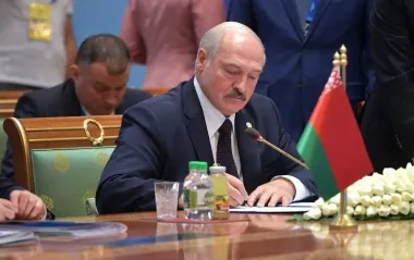 Лукашенко готовит армию к подавлению протестов в Беларуси, - разведка
