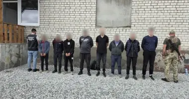 На Закарпатті затримали групу, яка намагалася переправити людей до Румунії гірським маршрутом