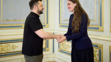 Zelenskyy discusses security situation with Romanian FM