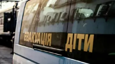 ОВА: У зоні бойових дій на Донеччині – понад 20 тисяч цивільних, серед них є діти