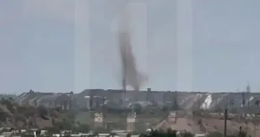 В Кривом Роге зафиксирован мощный смерч в районе карьера