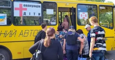 У багатьох населених пунктах Донеччини почалась примусова евакуація