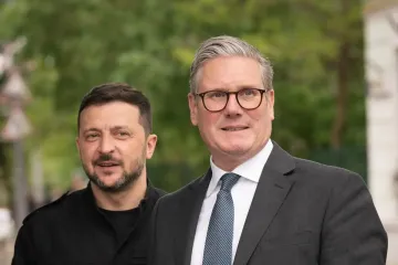 Europe rallies behind Ukraine after defiant Zelensky rejects any peace plan that gives up land to Russia