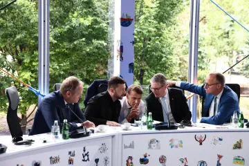 Зустріч Трампа та Путіна. Про що домовилися Стармер і Макрон