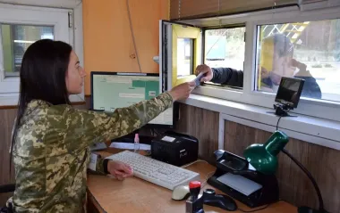 Хто зі студентів українських вишів може виїздити за кордон під час війни