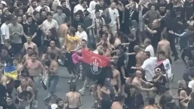 "Вон из Польши!": развертывание флага УПА на концерте Макса Коржа в Варшаве разожгло скандал